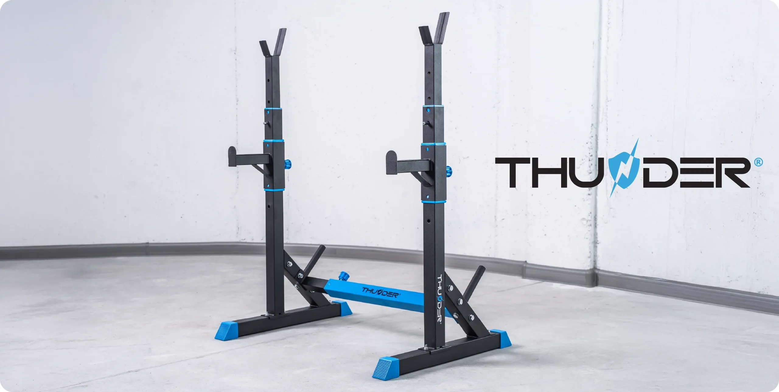 Stojak treningowy CARMI marki Thunder