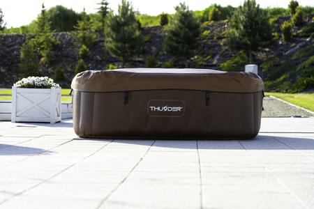 Dmuchane Jacuzzi ogrodowe THUNDER BREVE