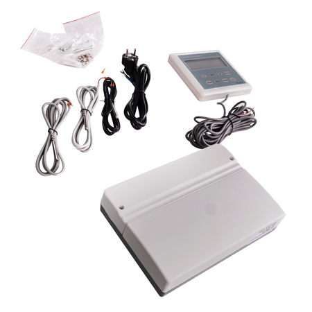 Solar kit with three 2,5m² flat plate solar collectors without solar cable and without tank 