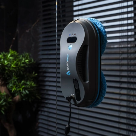 ROBOWAY RW-1 window cleaning robot