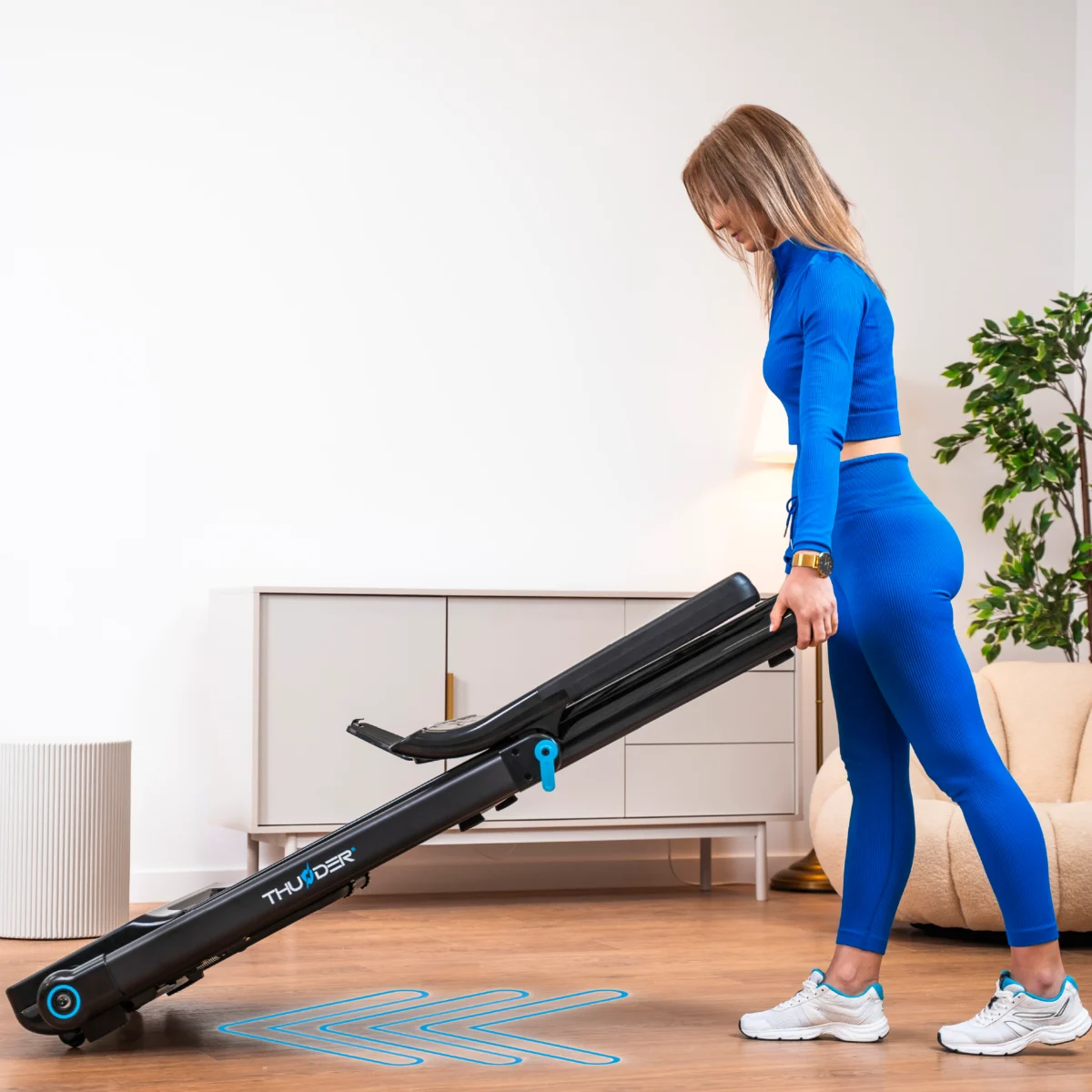 Bieżnia elektryczna THUNDER ULTRA-BLACK - obrazek 3